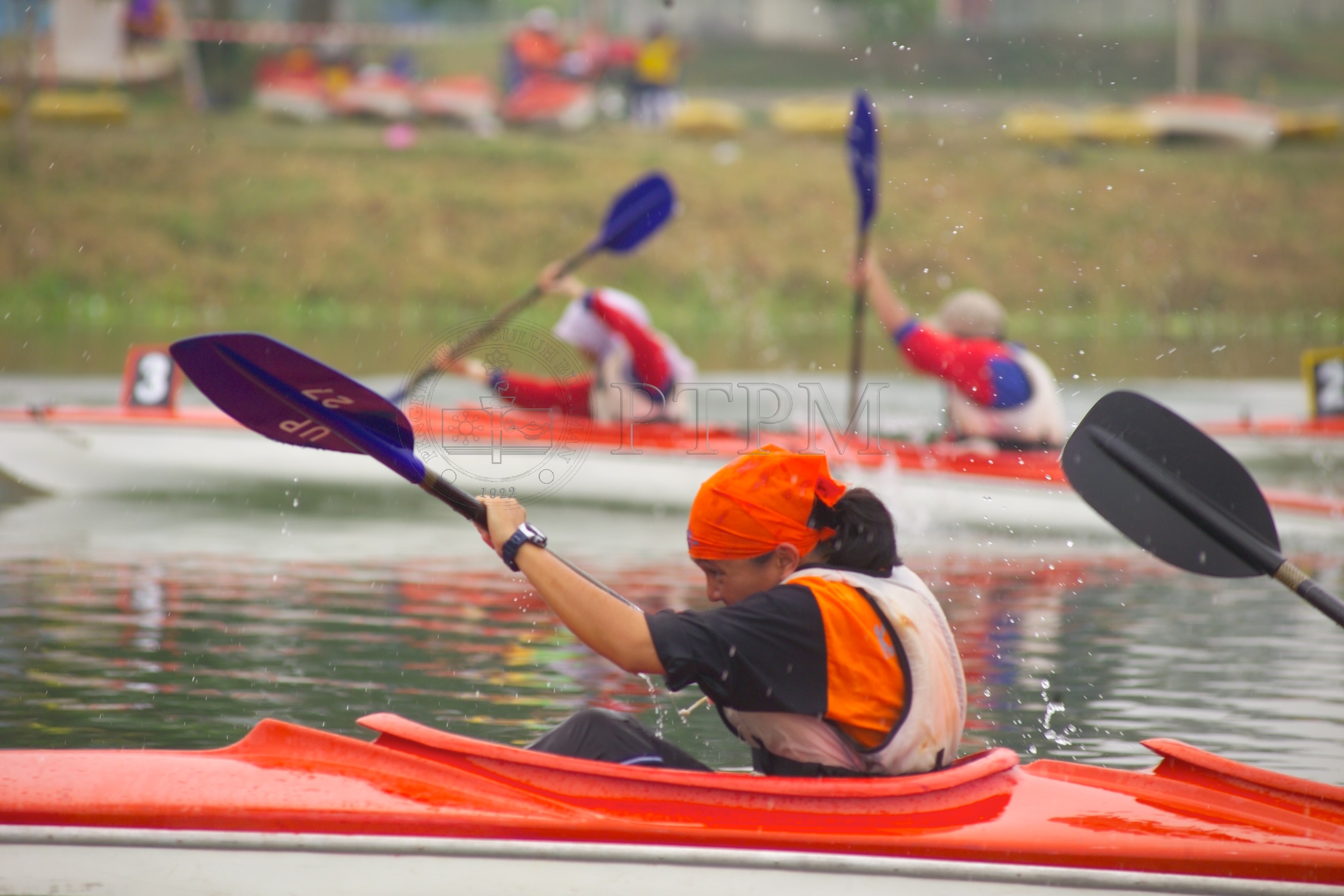 PTPM 05 13 kayak D8XZ8735